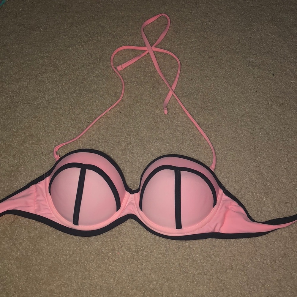 Arizona bikini top size medium